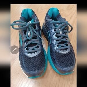 Women's Teal and Gray Athletic Shoes